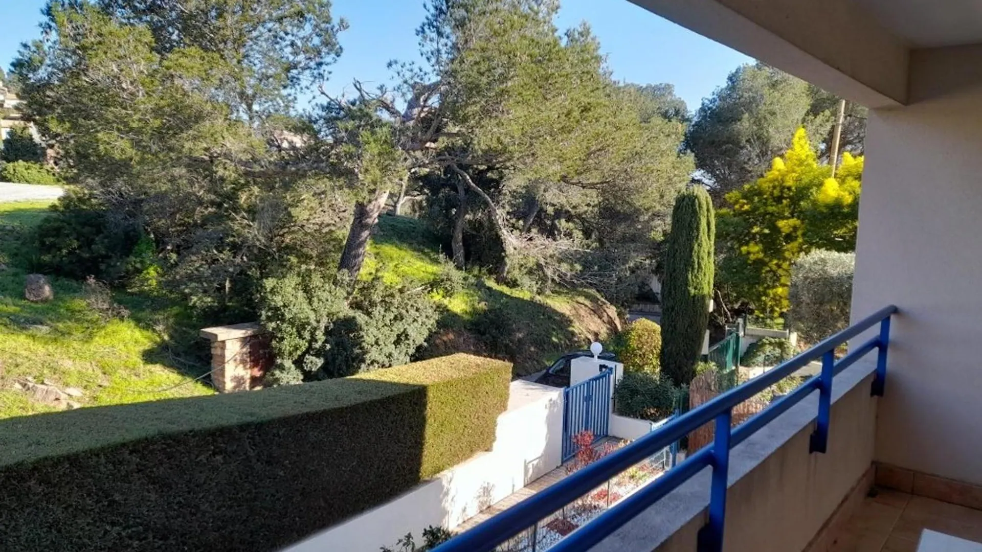 아파트 Appartement 3 Pieces Avec Terrasse Proche Plage A Saint-Raphael - Fr-1-226A-201